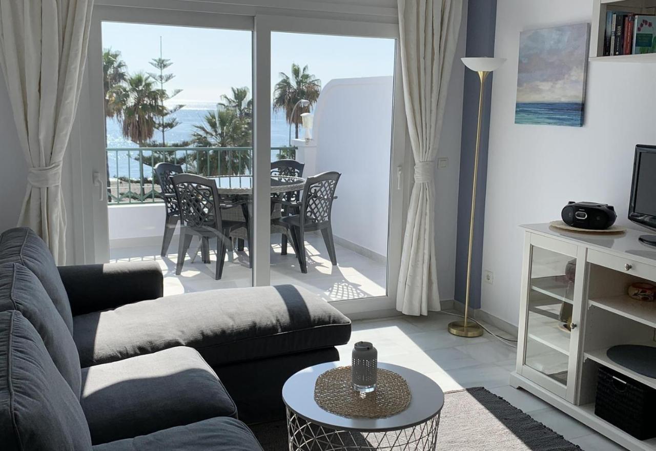 Lovely Apartment At The Beach Nerja Exterior photo