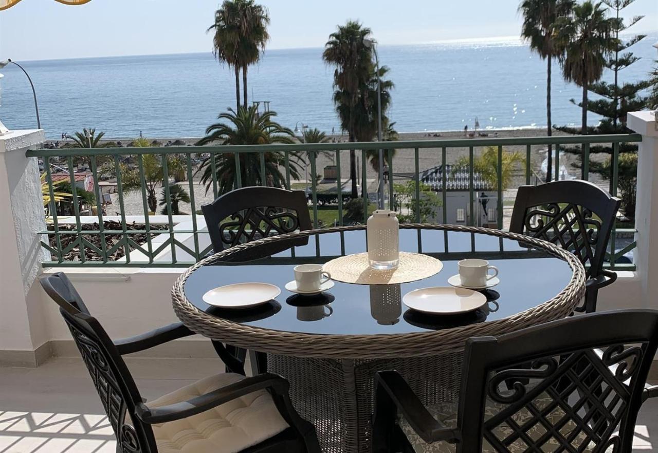 Lovely Apartment At The Beach Nerja Exterior photo